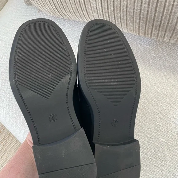 Women’s loafers from the gap brand new size 6 black - Picture 2 of 8